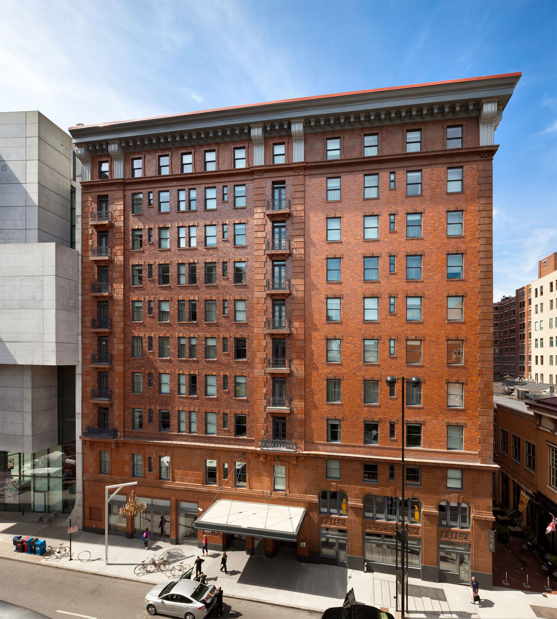 21c Museum Hotel Cincinnati — photo 1