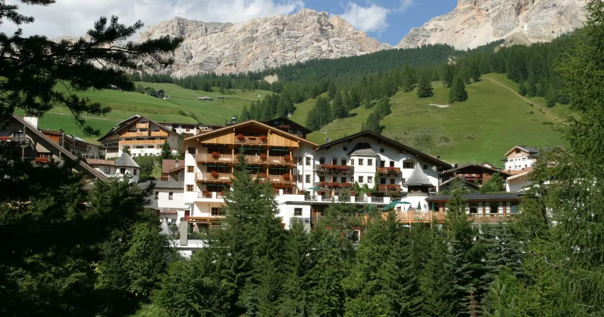 Alta Badia Alpine Sanctuary (Wing 2) — photo 3