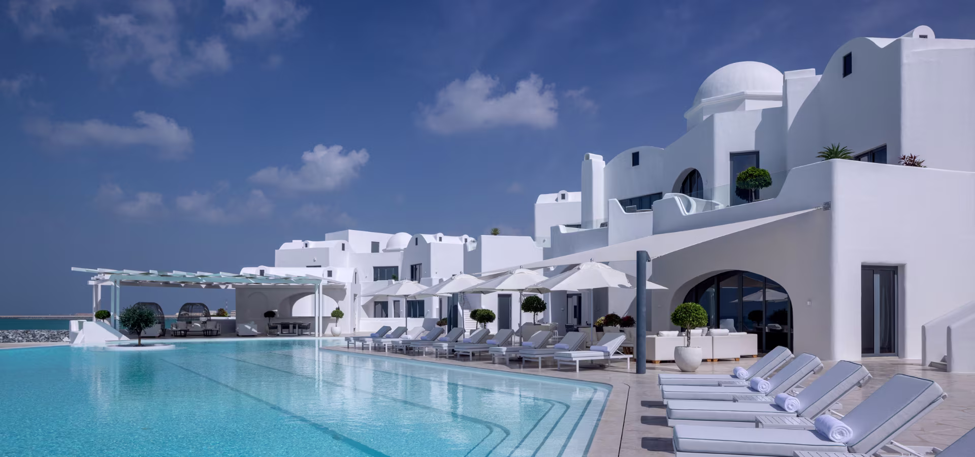 Anantara Santorini Abu Dhabi Retreat — photo 2