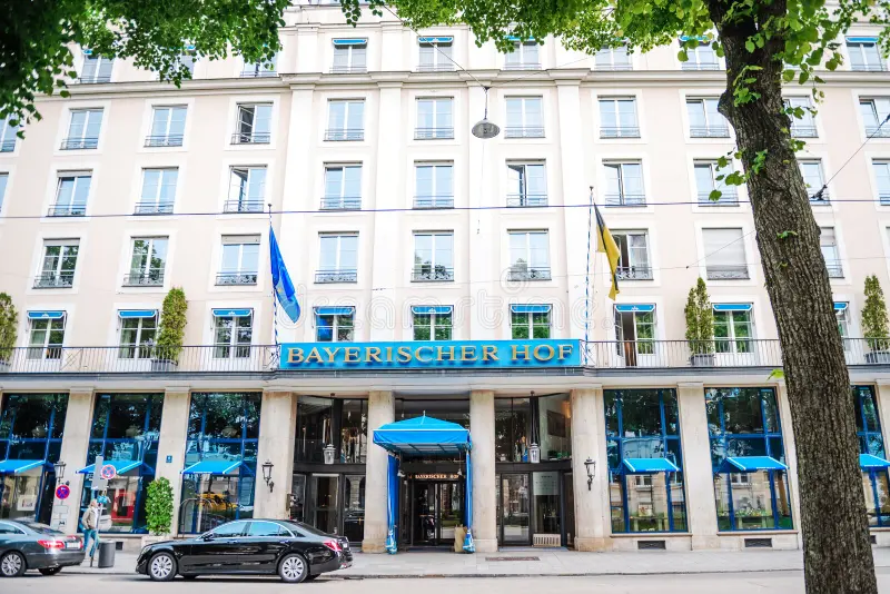 Bayerischer Hof Munich (Residence Wing 2) — photo 1
