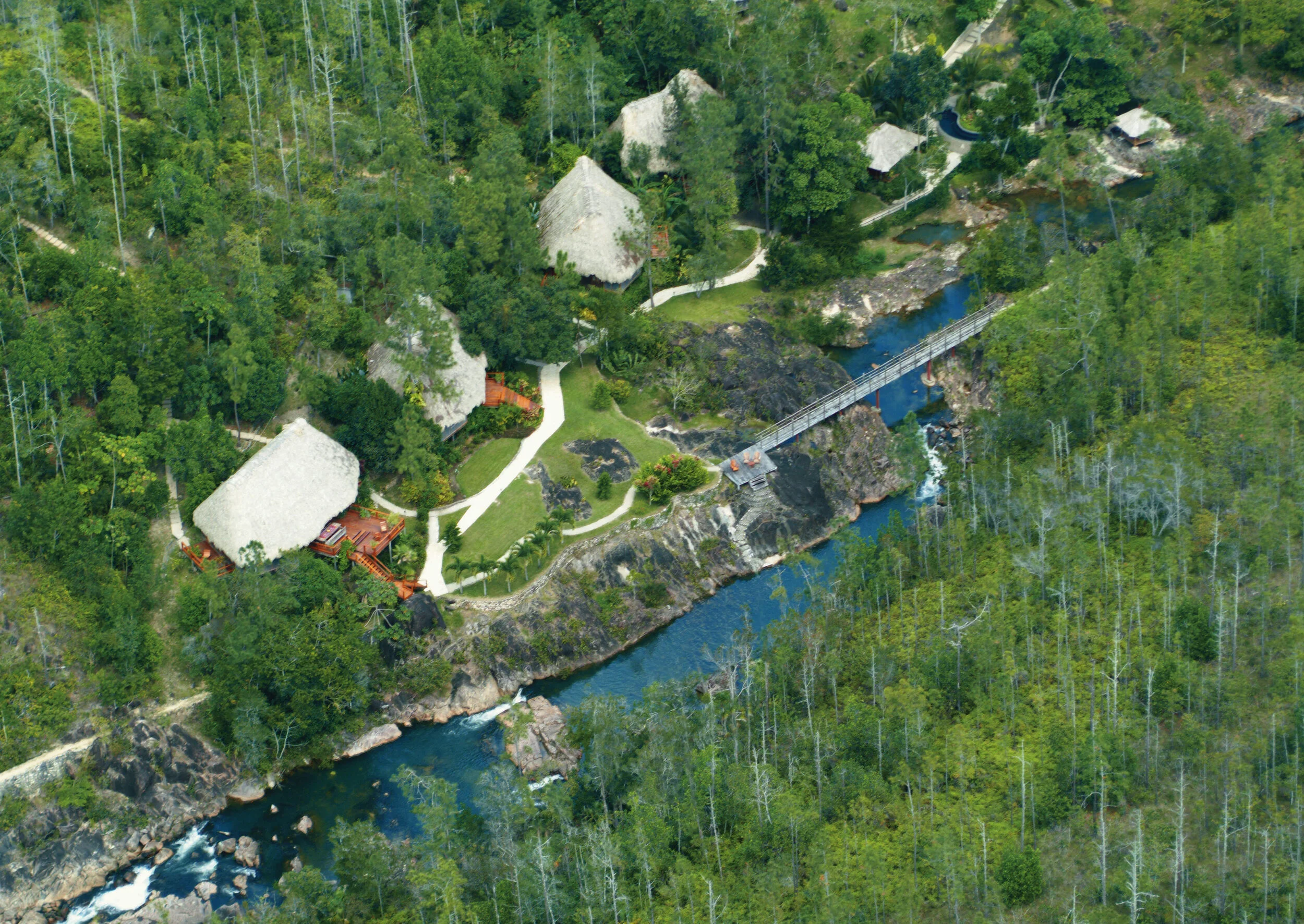 Blancaneaux Lodge, The Family Coppola Hideaways