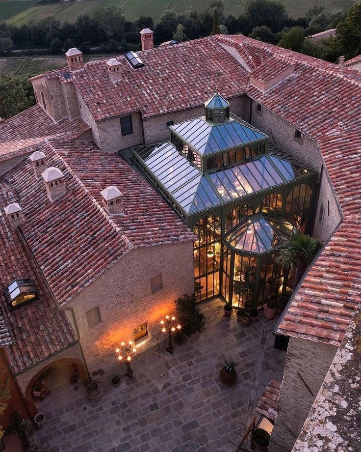 Castello di Reschio