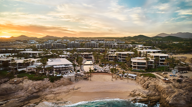Chileno Bay Resort, Auberge