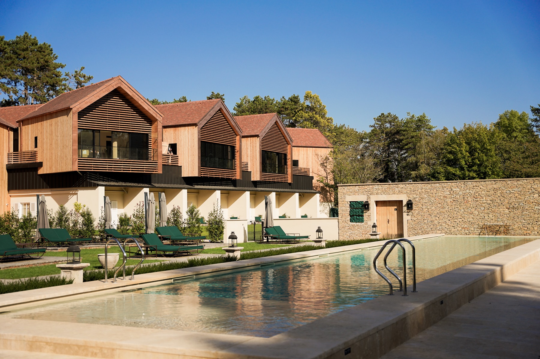 Hostellerie de Levernois Burgundy (Wing 2) — photo 2