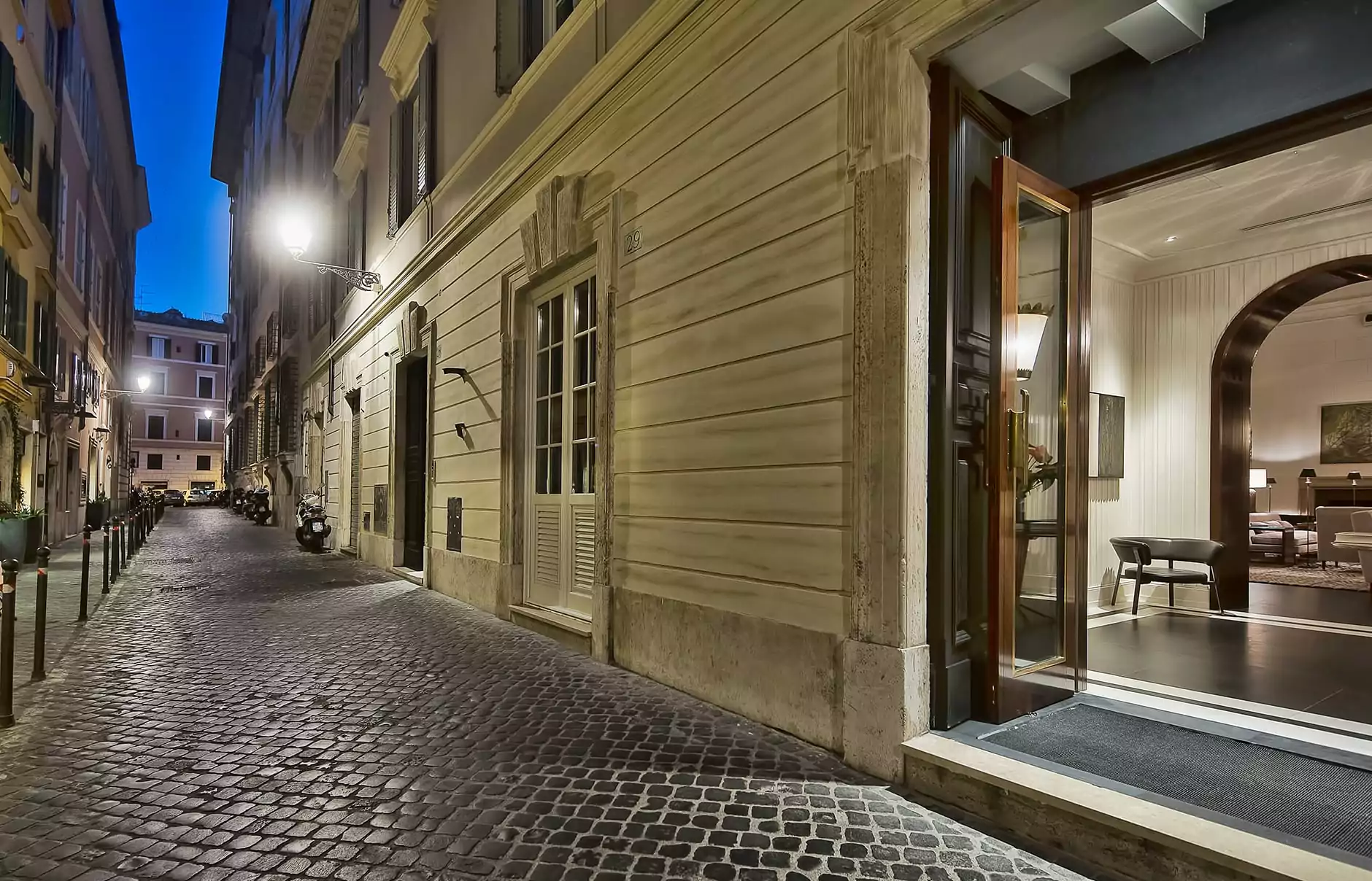 jk-place-roma — gallery-4