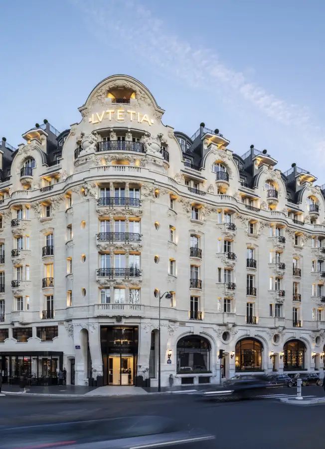 Le Bristol Paris, Oetker Collection