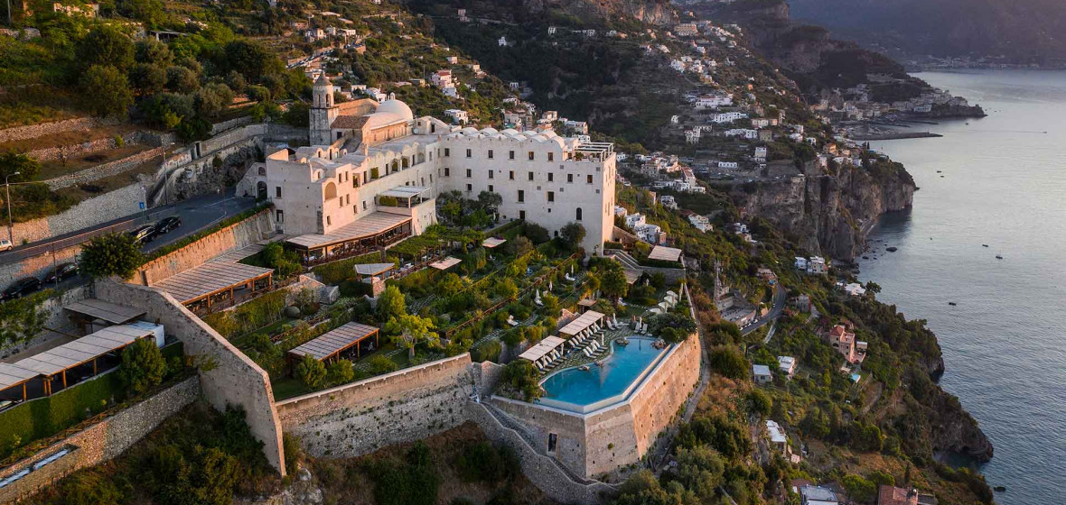 Monastero Santa Rosa Hotel & Spa