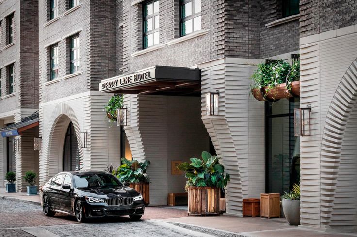 Perry Lane Hotel, Luxury Collection — photo 3