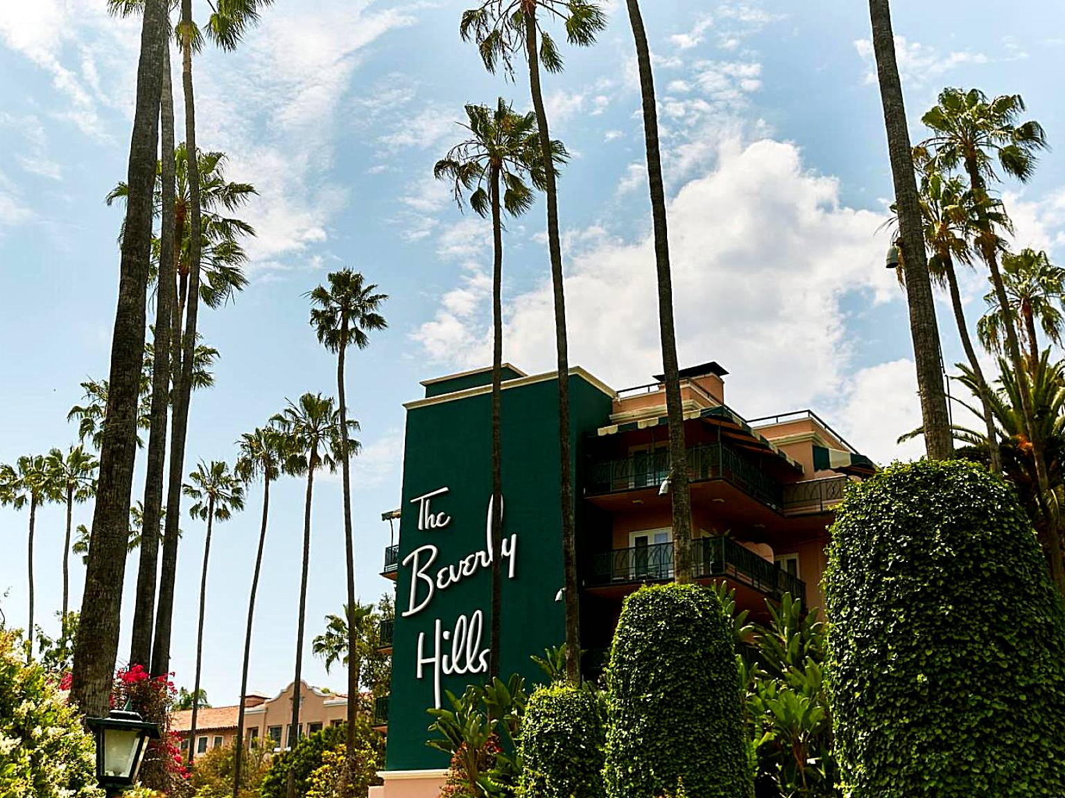 The Beverly Hills Hotel, Dorchester Collection — photo 2