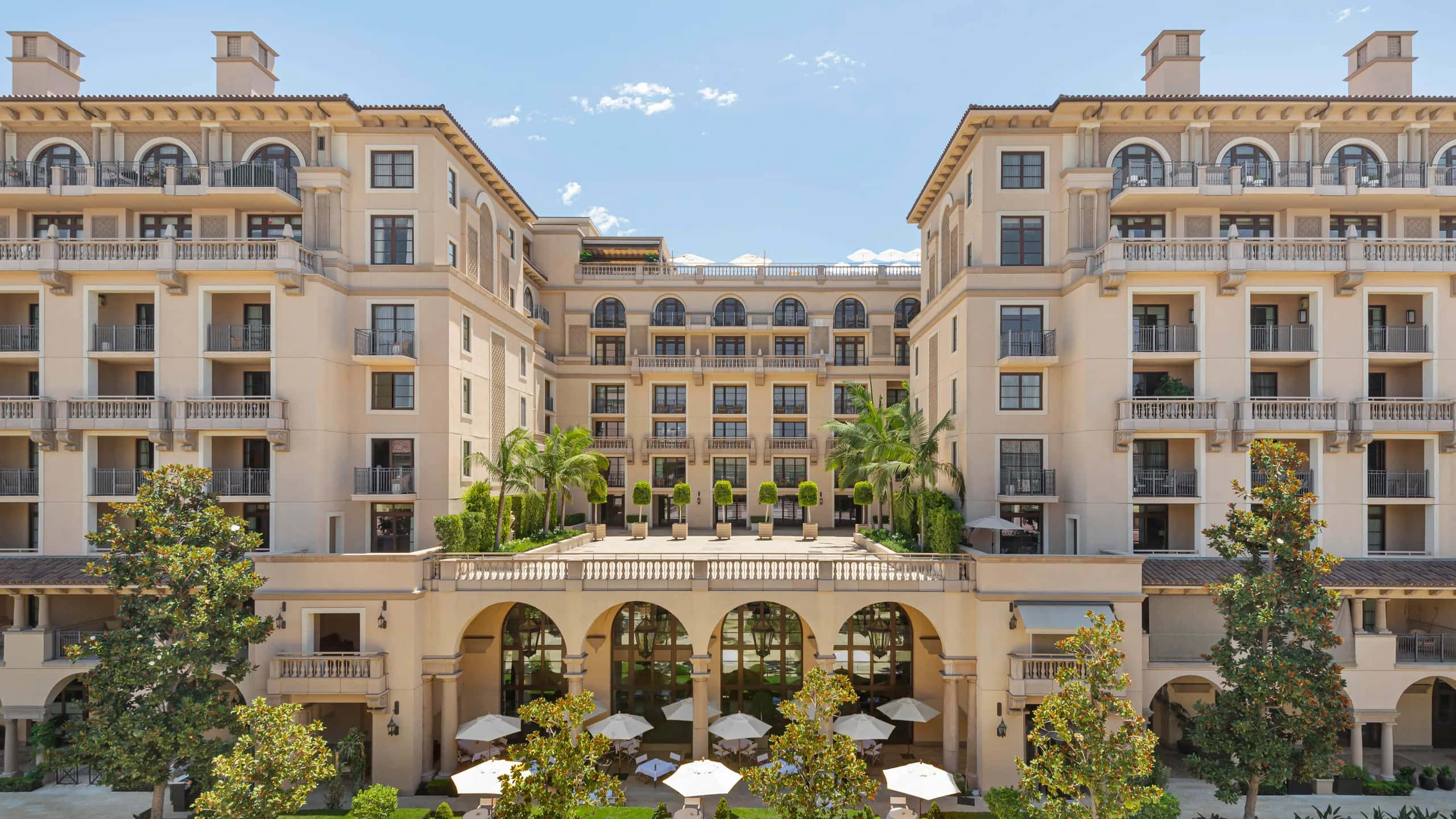 The Beverly Hills Hotel, Dorchester Collection — photo 3