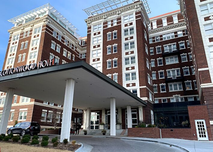 The Kimpton Cottonwood Hotel Omaha — photo 2