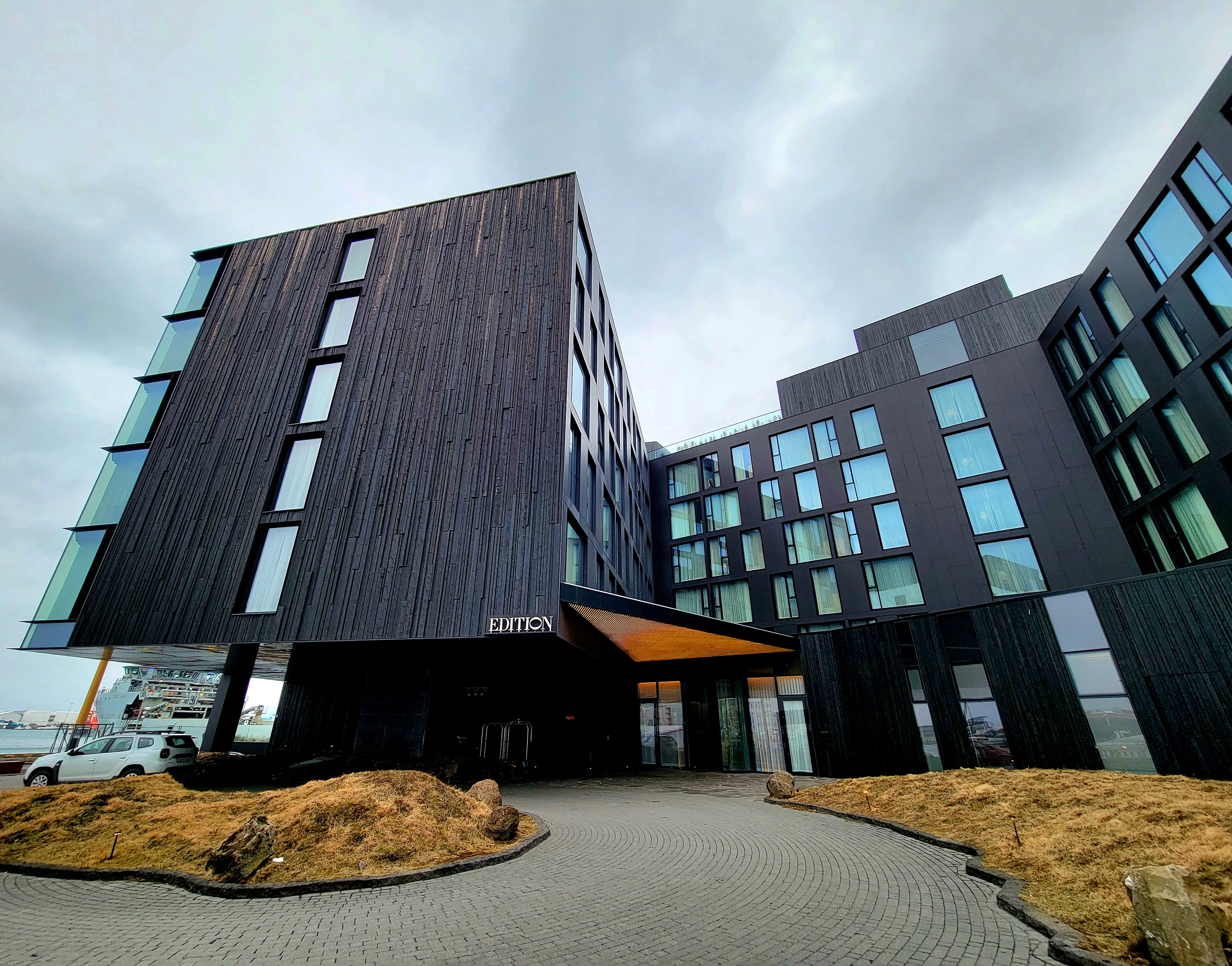 The Reykjavik EDITION
