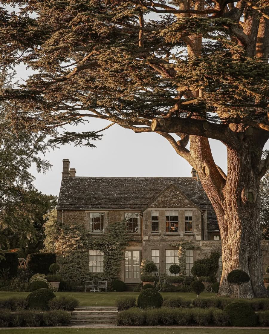 Thyme Southrop Manor Estate (Wing 2) — photo 3