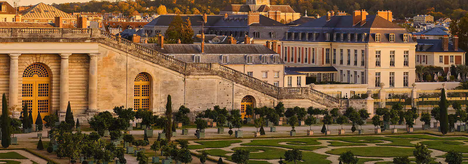 airelles-chateau-de-versailles-le-grand-controle — gallery-4