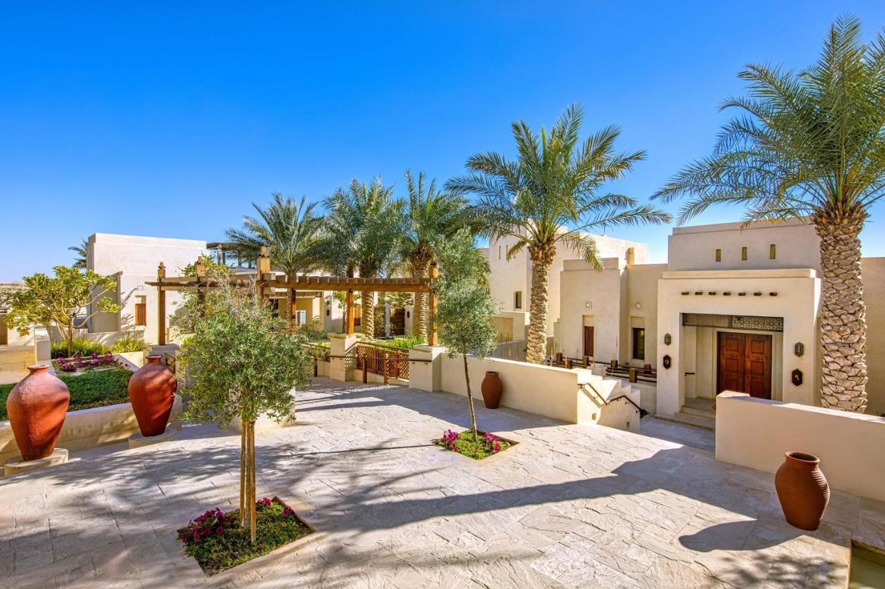 Al Wathba, a Luxury Collection Desert Resort — photo 1