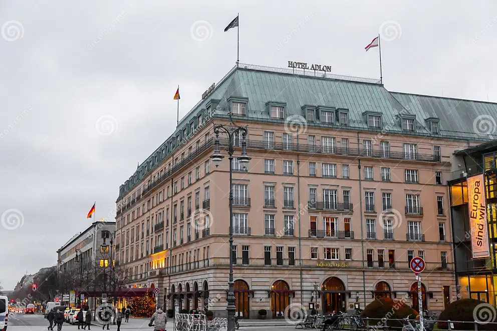 Hotel Adlon Kempinski Berlin (Residence Wing 3) — photo 4