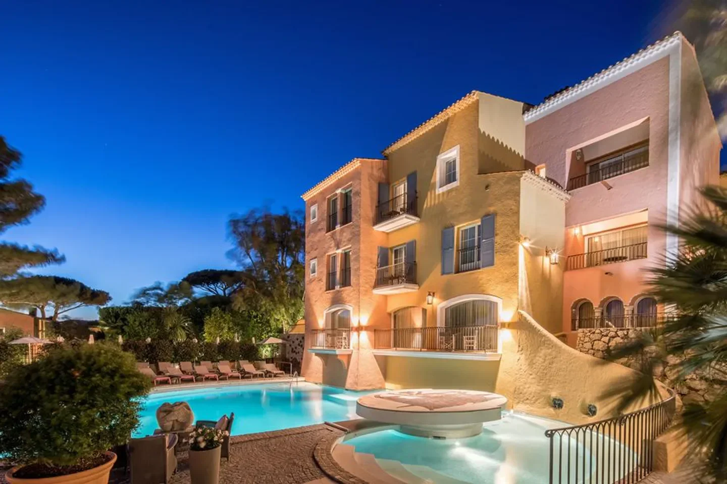Hôtel Byblos Saint-Tropez — photo 1