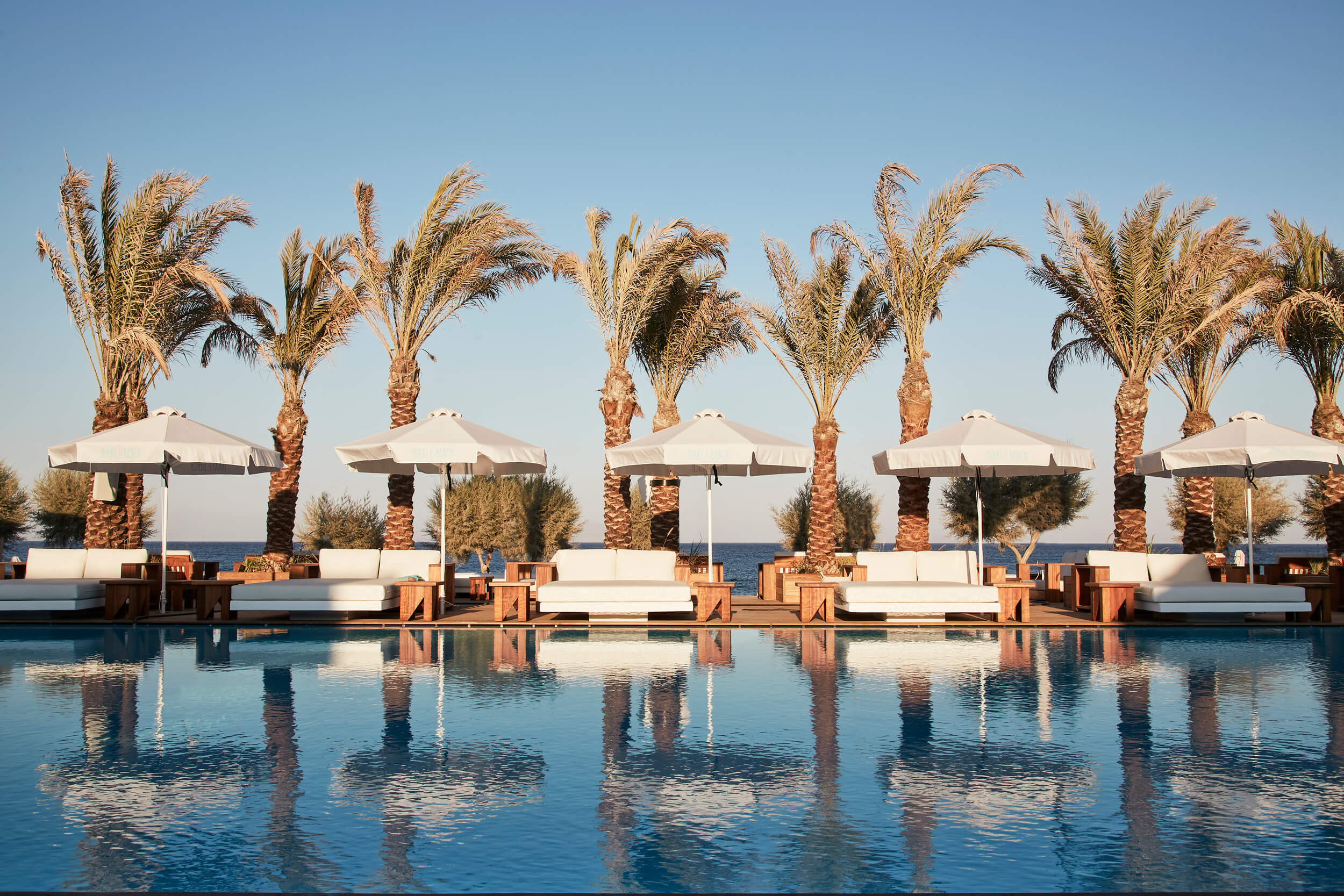 nikki-beach-resort-spa-santorini — gallery-5