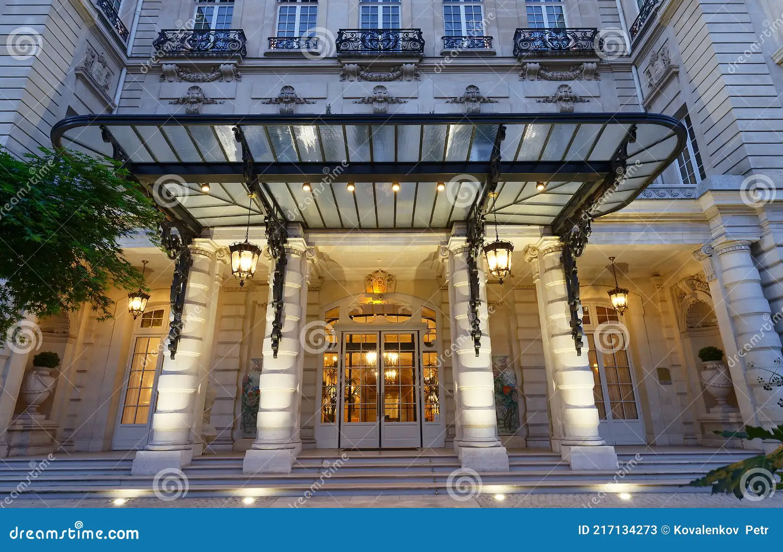 Shangri-La Paris — photo 3