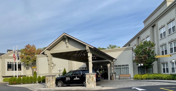 The Del Monte Lodge Renaissance Rochester Hotel & Spa — photo 4
