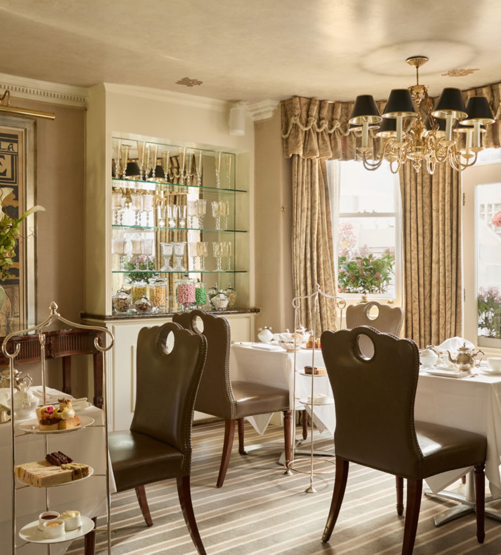 the-egerton-house-hotel-london — gallery-4