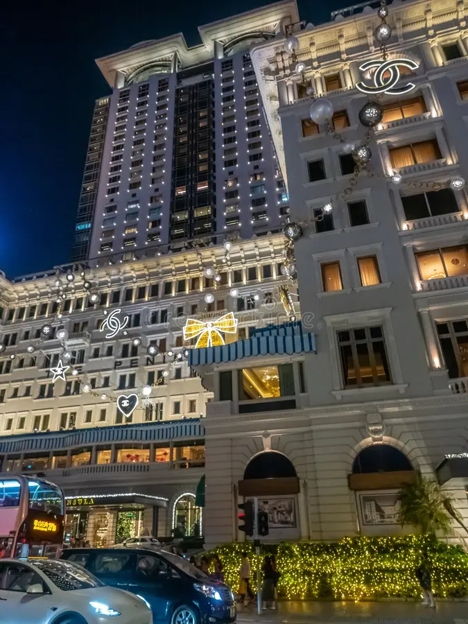The Peninsula Hong Kong Grand Dame — photo 3