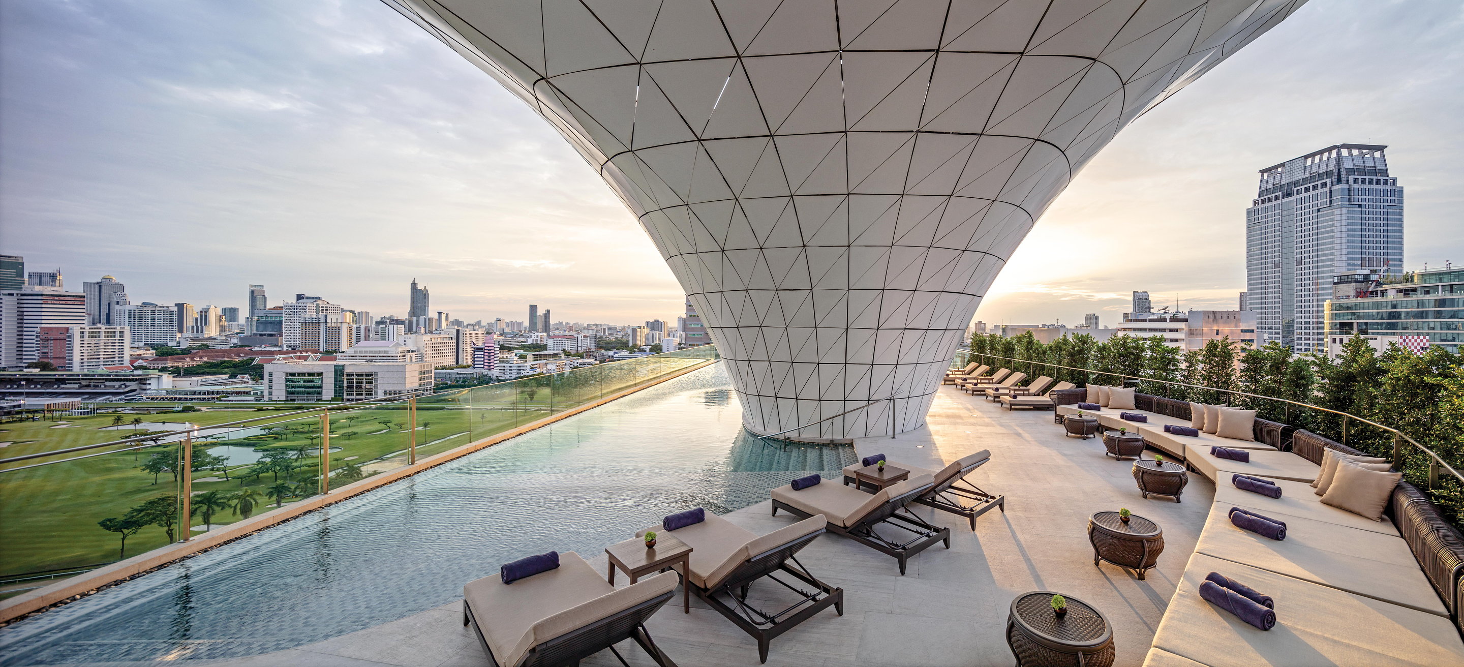 Waldorf Astoria Bangkok — photo 3